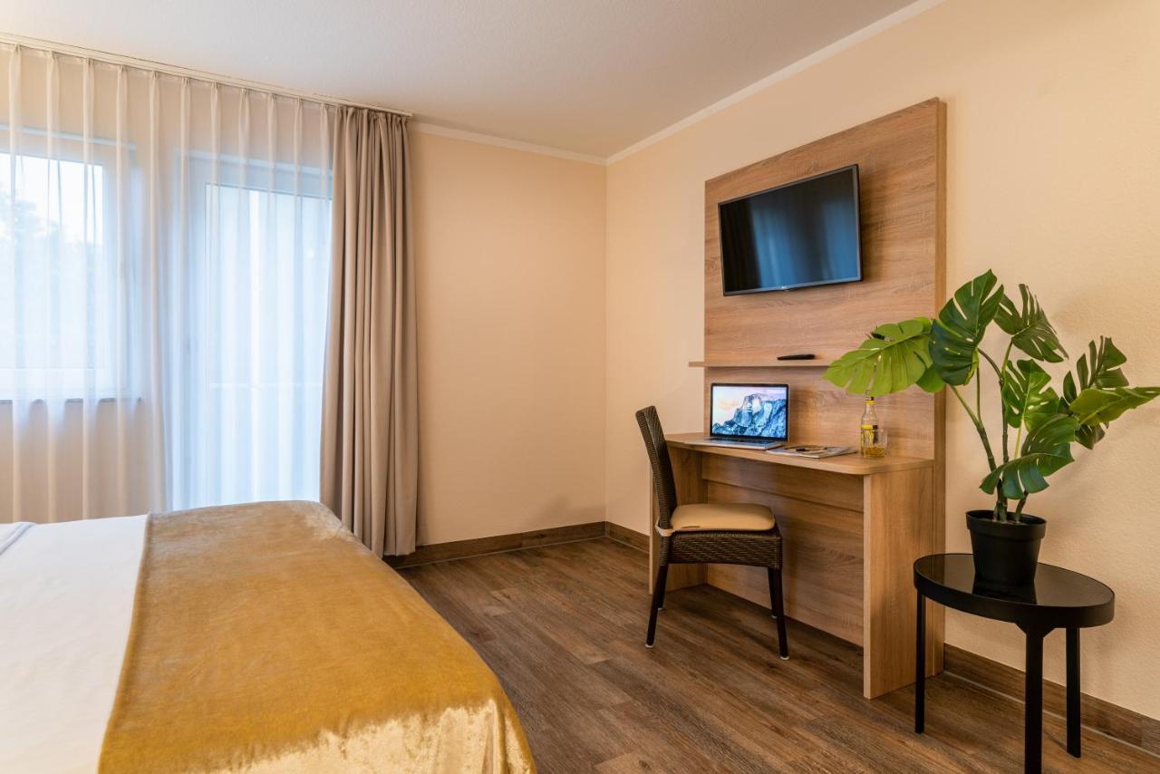 1Bitcoinhotel Princess Self Check-In Plochingen Exterior foto